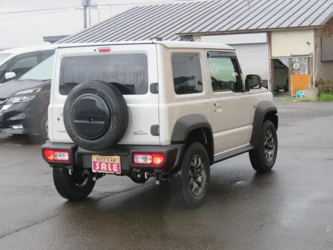 Suzuki Jimny Sierra