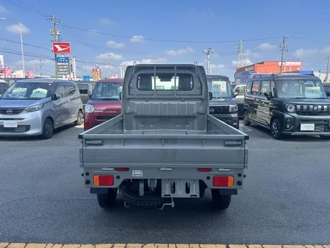 Nissan Clipper Truck