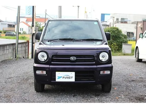 Daihatsu Naked
