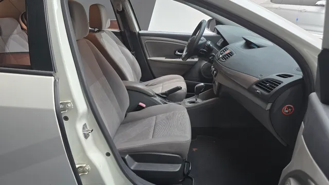 Renault SM3