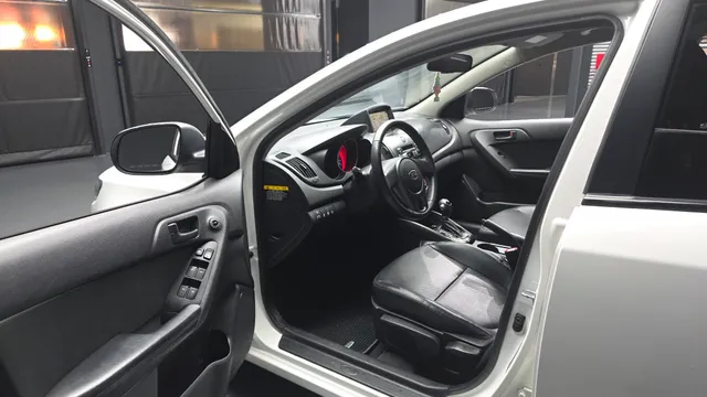 Kia Cerato (Forte)