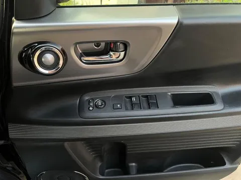 Honda N-BOX Slash