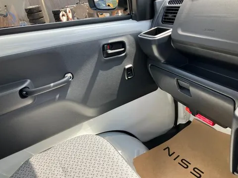 Nissan Clipper Truck