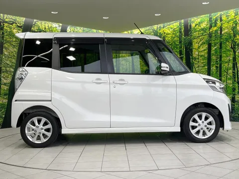 Mitsubishi eK Space Custom