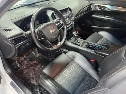 Cadillac ATS-L