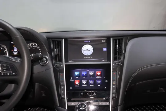 Infiniti Q50L
