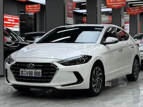 Hyundai Elantra (Avante)