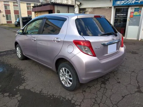 Toyota Yaris (Vitz)
