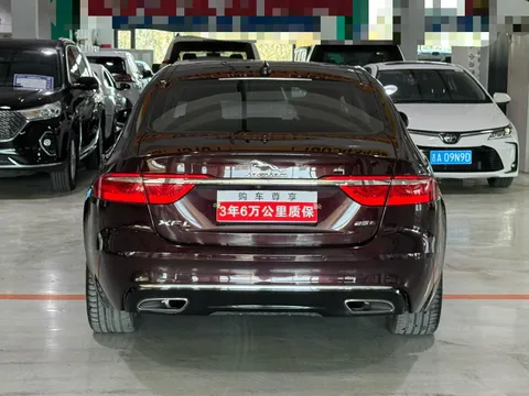 Jaguar XFL