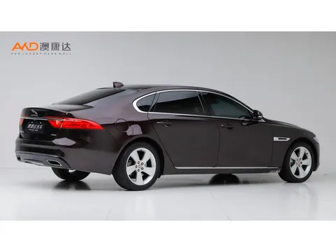 Jaguar XFL