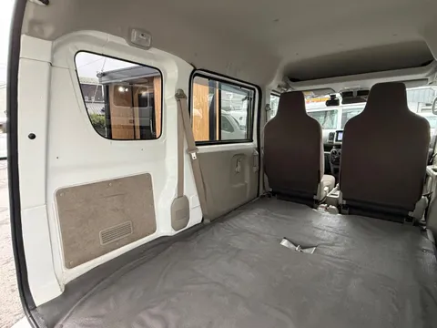 Mitsubishi Minicab Van