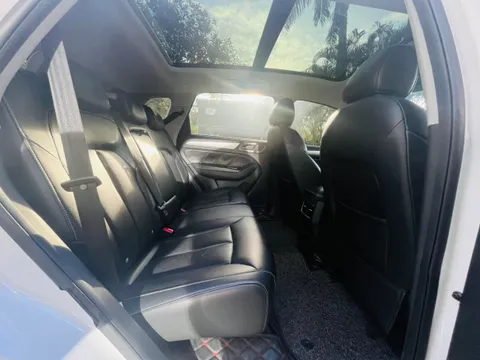 Roewe RX5
