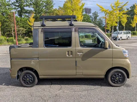 Daihatsu Hijet Cargo