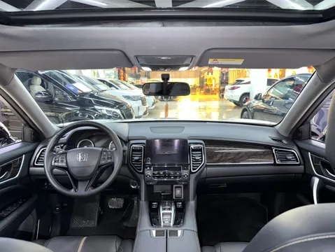 Honda UR-V