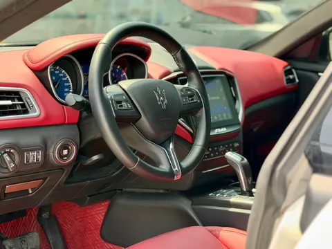 Maserati Ghibli