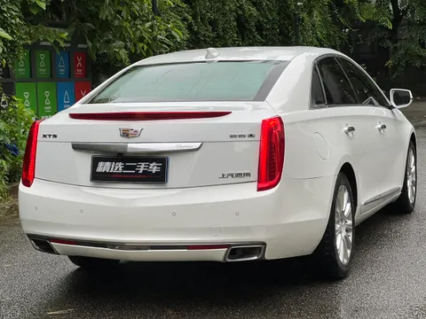 Cadillac XTS