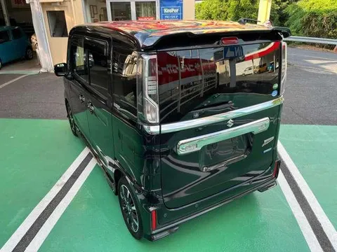 Suzuki Spacia Custom