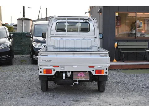 Mitsubishi Minicab Truck