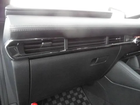 Mazda MAZDA3 Fastback