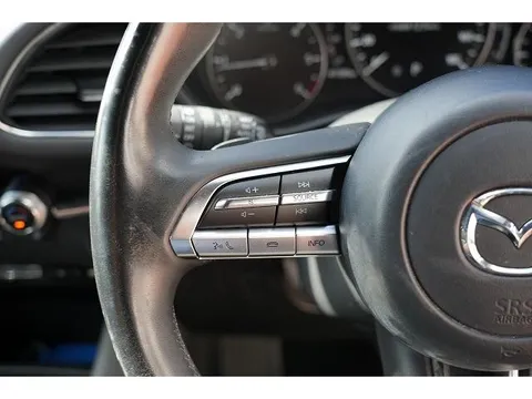 Mazda MAZDA3 Fastback