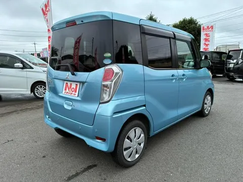 Mitsubishi eK Space