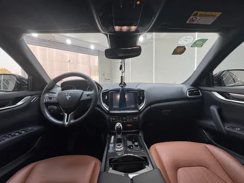 Maserati Ghibli