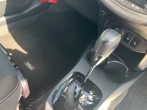 Toyota Yaris (Vitz)