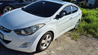 Hyundai Elantra (Avante)