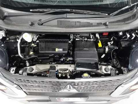 Mitsubishi eK X