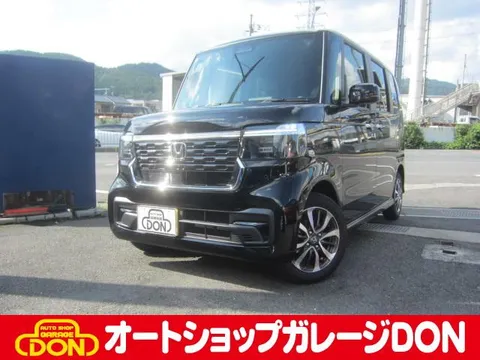 Honda N-BOX Custom