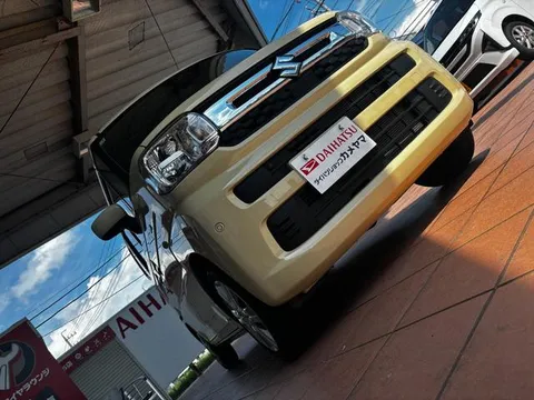 Suzuki Spacia