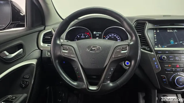 Hyundai Grand Santa Fe (Maxcruz)