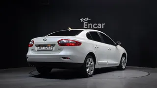 Renault SM3