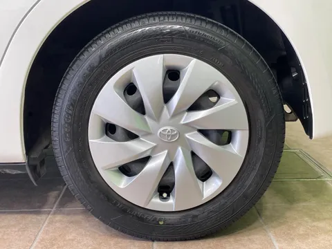 Toyota Yaris (Vitz)