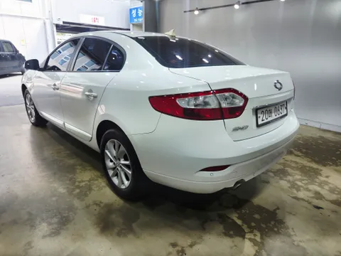 Renault SM3