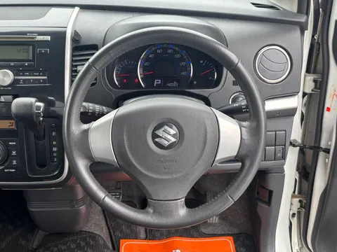 Suzuki Wagon R Stingray