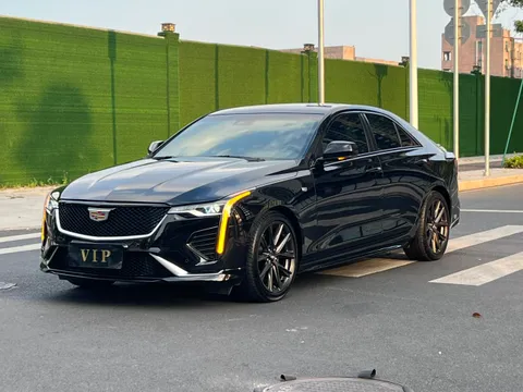 Cadillac CT4