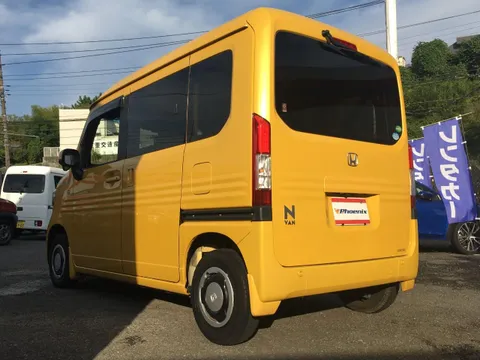 Honda N-VAN Plus Style