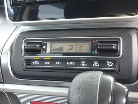 Suzuki Spacia Gear
