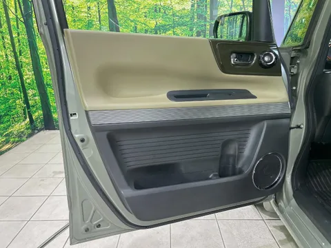Honda N-BOX Slash