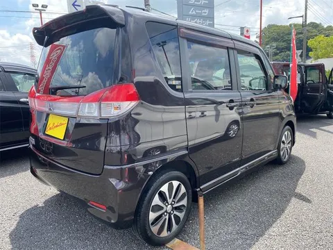 Mitsubishi Delica D:2