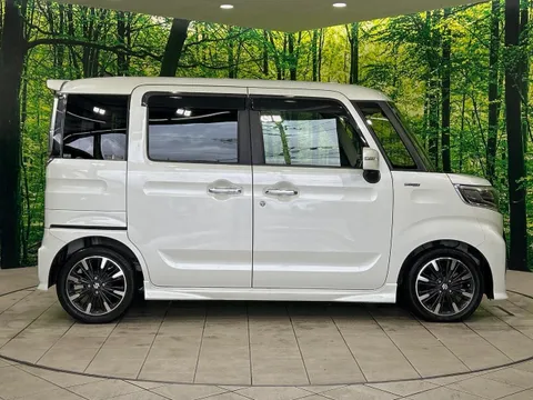 Suzuki Spacia Custom