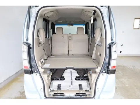 Honda N-BOX Plus
