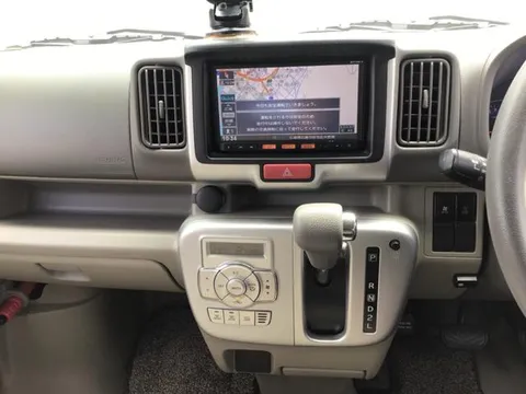 Nissan Clipper Rio
