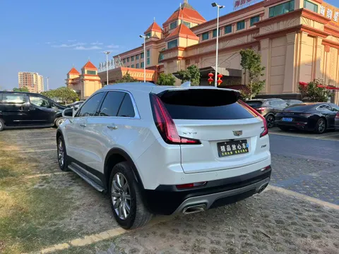 Cadillac XT4