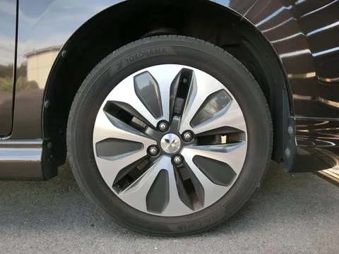 Mitsubishi Delica D:2