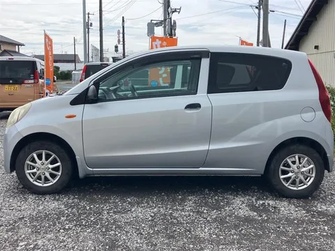 Subaru Pleo