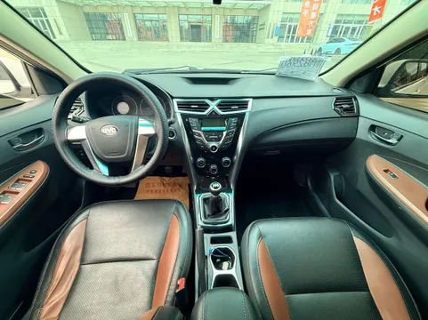 BYD F3