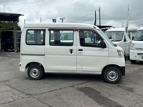 Daihatsu Hijet Cargo