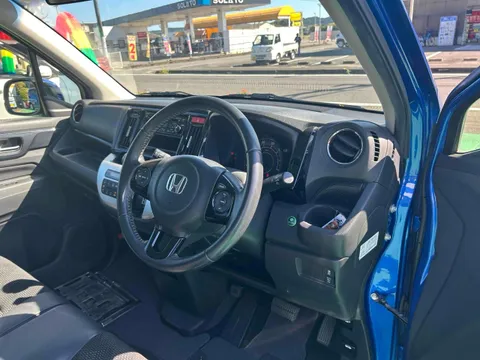 Honda N-WGN